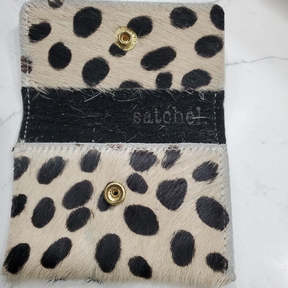 Animal Skin Cardcase - Picture 2 of 2